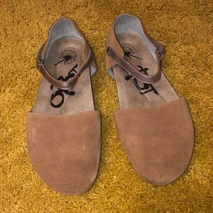 OTBT Sandals sz8.5